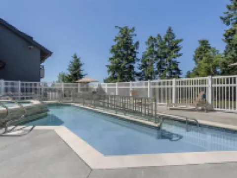 Best Western Plus Oak Harbor Hotel  Conference Center Hotels in Oak Harbor