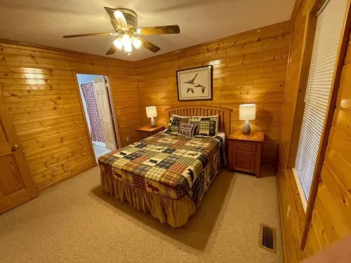 Lake House Getaway at Dale Hollow Lake