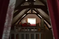 In the heart of the Pays d'Auge, charming little house... Hotels in Livarot-Pays-d'Auge