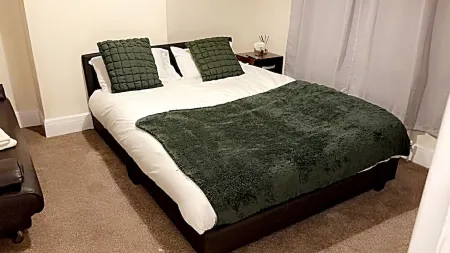 Gravesend Guest Retreat Отели в г. Грэйвсенд