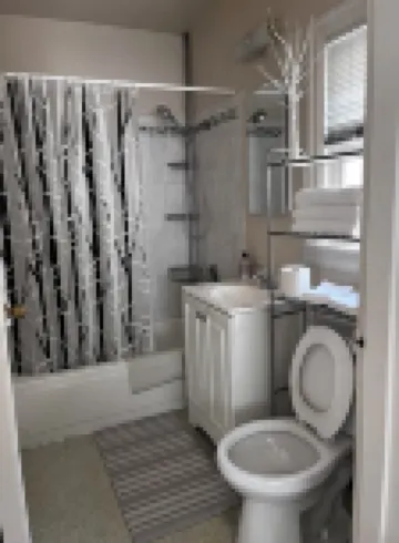 Charming 1-bedroom cottage in Oakland with WiFi, AC