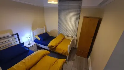 Entire Home/Flat In London (Great Links To Central) Hotel in zona Leyton