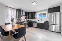 Spacious 3BDs - Close to Wineries, Brock & Falls!