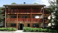 Quiet Residence 700m from Ax-Les-Thermes Town Center. Pets Allowed