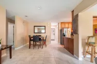 Charming 3-bedroom house with AC, WiFi in pleasant Palm Bay