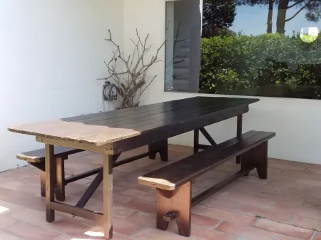 Domaine du Soleil Couchant 4 Chambres Отели рядом с достопримечательностью «Chateau d'Avignon»