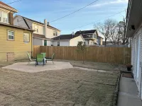 Charming 2-bedroom studio with WiFi, AC in the heart of downtown Bartlesville Hotels near Phillips Petroleum Company Museum