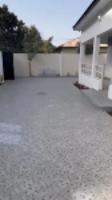 Adama’s Space - Kerr Serign 酒店