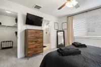 Charming 3-bedroom Townhome conveniently located in Georgetown
