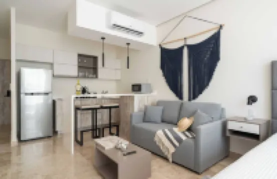 實用舒適的亞利桑那開間！靠近一切！