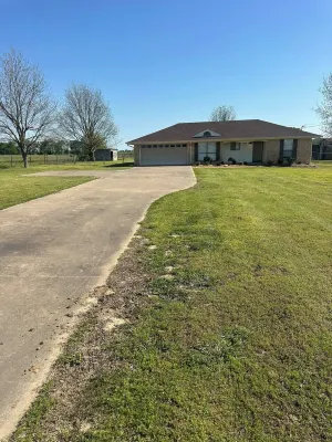 Charming Rustic 3 BR fully furnished home