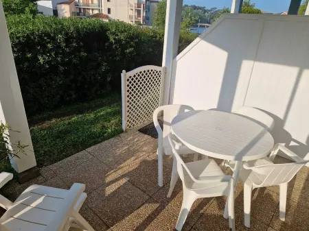 Lakeside apartment with terrace