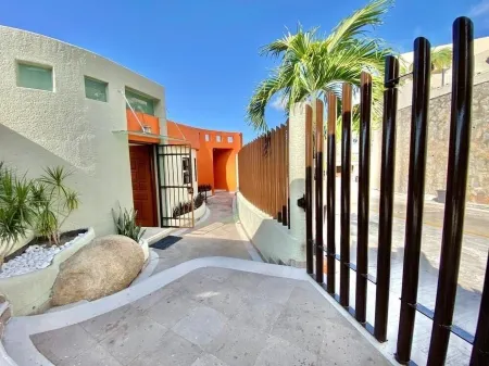 3 Sunsets, Pet Friendly Ocean View in Brisas