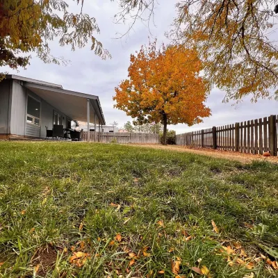 Charming 2-bedroom farmhouse in Goldendale with WiFi and AC