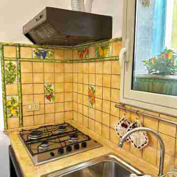 Sunflower Apartment – Quiet & Cozy Stay in the Heart of Taormina Others