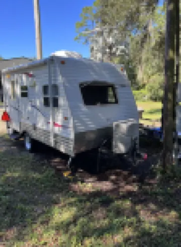 Cozy Camper close to the Gulf Coast Beaches Hotels in North Fort Myers