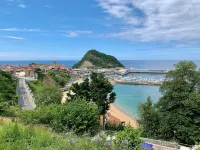 Perfect family villa in front of the Getaria Bay Hotels in Getaria
