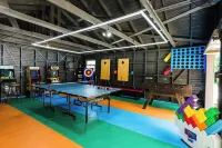 Sanford Story House- Pool, Mini Golf, Arcade and Fire Pit!