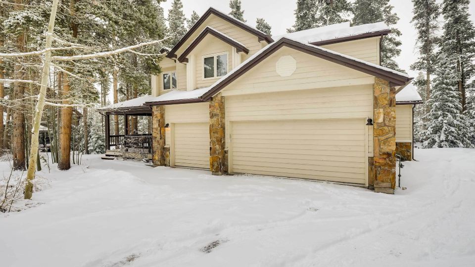 Hot Tub and Ski Shuttle Forested Breckenridge Home!
