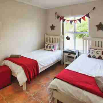 Fairway 2, Langebaan, 6-Sleeper Rooms