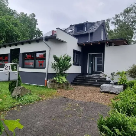 Cozy apartment in the Bergisches Land. Pet friendly! Отели в г. Мух