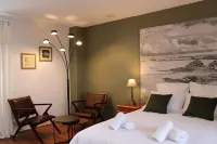 Chambres d'hôtes face à Bréhat, Maison des îles Hôtels à : Ploubazlanec