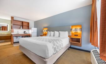 Suburban Studios Branson on the Strip