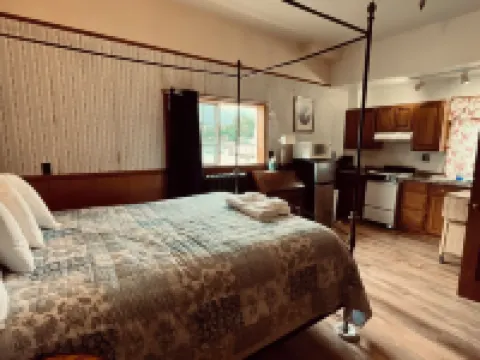 Alaskan Hotel and Bar Hotels in Juneau