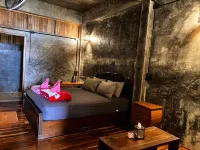 Baan Ing Dao Maekampong Chiang Mai Hotels near Mae Kampong Waterfall