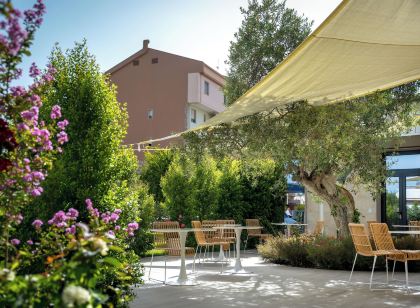 Hotel Carlo Felice
