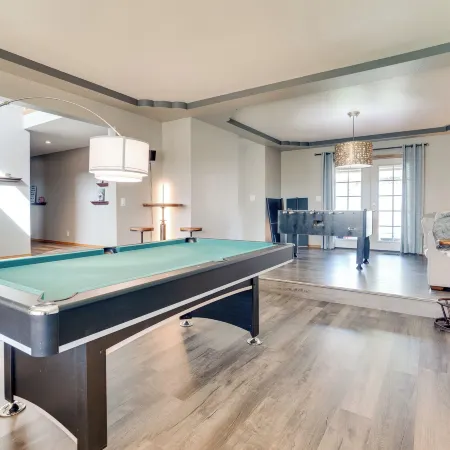 Moses Lake Vacation Rental w/ Hot Tub & Game Room