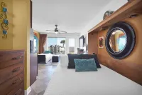 FUN IN THE SUN!!!! - BEACH FRONT- Close to Mayo Clinic - Beach