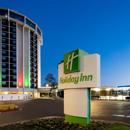 Holiday Inn LONG BEACH AIRPORT by IHG