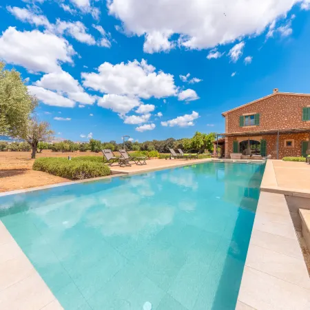 Son Catxo - Villa With Private Pool In Buger Отели в г. Бужер