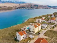 Apartment La Eva Pag - One Bedroom Apartment with Balcony and Sea view - Pools