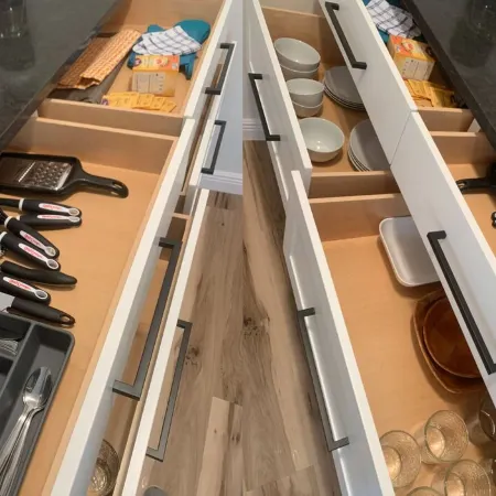 Private Yard Escape - 8 Min to Beach - Quiet &Stylish