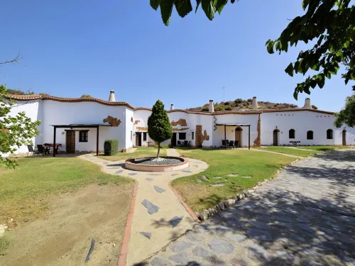 Cave House in Guadix with Private Pool - Wi-Fi