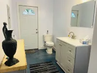 Cozy Cabin: Peaceful Haven in the Heart of Nature