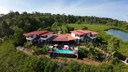 Villa F&B Отели в г. Бастименто