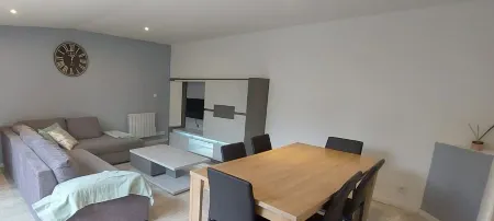 House Paimpol (kerity) 4 min walk from the sea Отели в г. Пемполь