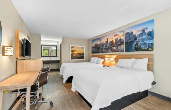 辛普森維爾温德姆戴斯酒店