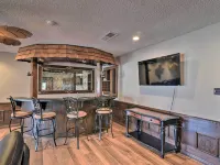 Spacious Freeport Home: Private Pool & Lake Access Hotels in Freeport