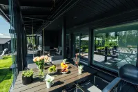 Exclusive Villa Wikkelä Ranua with Sauna & Jacuzzi