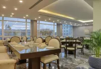 The Sandy Palace Hotel