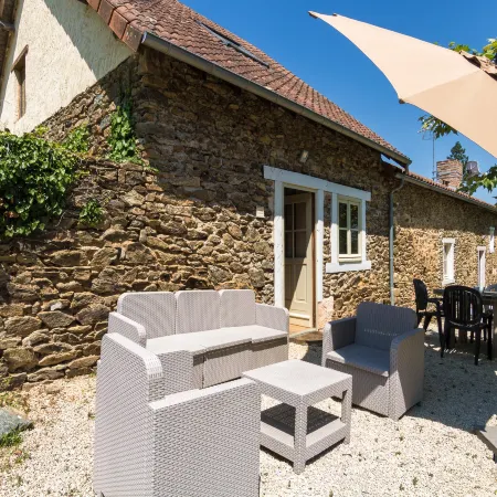 Cottage in Chaleix near Forest and Lake