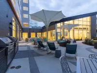 Element St. Louis Midtown Hotels near Fox Theater