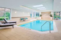 TownePlace Suites Mississauga-Airport Corporate Centre - Pools