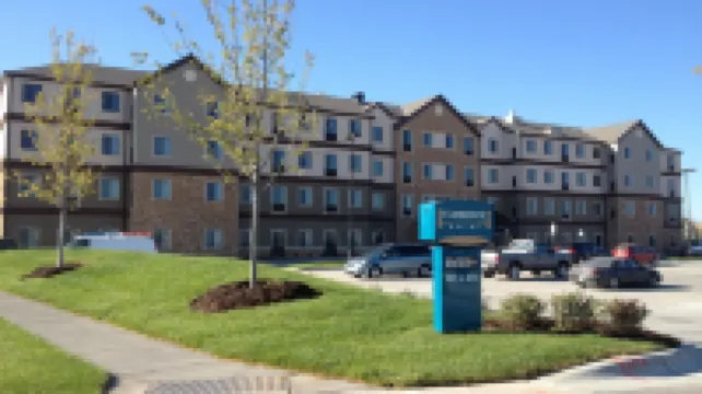 Staybridge Suites LINCOLN NORTHEAST by IHG Hotel a 
