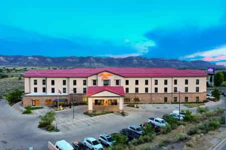 梅薩維德科特斯歡朋飯店