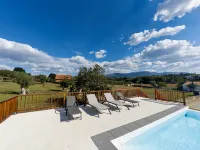 Matias Nature - Mountain Lodges in Serra da Estrela, Seia - Pools
